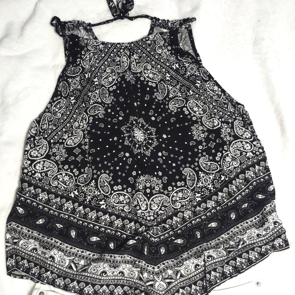 Summer Black n White